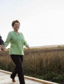 تعيش الإناث أكثر من الذكور