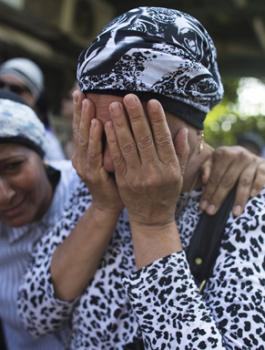 22_gaza_israeli_mourners_r