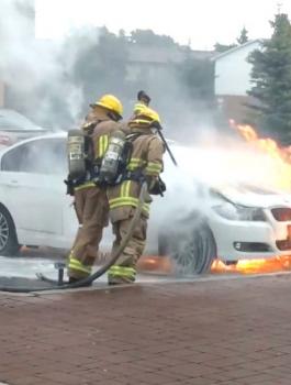 سيارات BMW تشتعل 