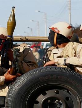 الجيش المصري وشركات الملابس 