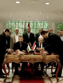 تمكين حكومةالتوافق الوطني في القطاع
