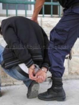 الكشف عن سرقة مصاغ ذهبي
