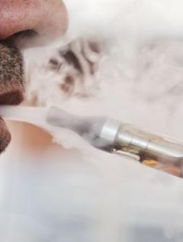 السجائر الالكترونية والموت 