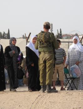 4696171028_07f75618fc_b