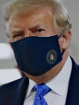 ترامب وارتداء الكمامة 