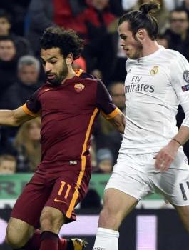 جاريث بيل ومحمد صلاح 