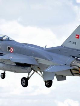 ضباط انقلابيين في اليونان 