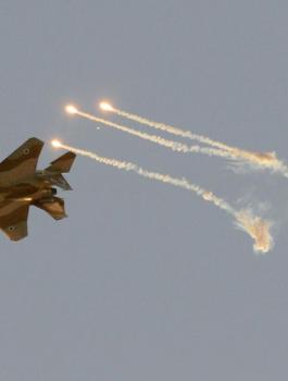 ضابط إسرائيلي: قصف سوريا كان الأكبر منذ عام 1974 وفي أقل من ساعتين