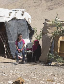 الخان الاحمر 