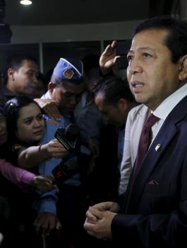 فرار رئيس البرلمان بعد سرقته 170 مليون دولار