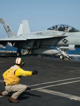 واشنطن ترسل حاملات طائرات الى الخليج 