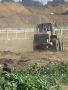 جرافات اسرائيلية تتوغل في غزة 