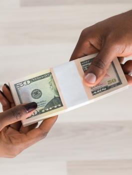 قروض ميسرة للشباب العاطلين عن العمل 