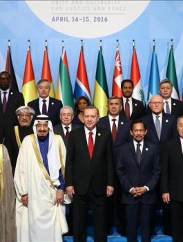 thumbs_b_c_267ed48f422877519922bbbefd05741a