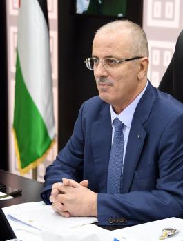 الحكومة وقطاع غزة 