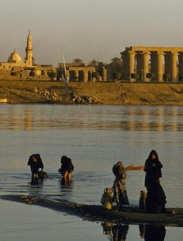 تحذيرات من فيضانات مدمرة في مصر 