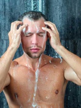 مخاطر الاستحمام 