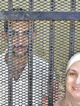 ام تنقذ ابنها من حبل المشنقة 