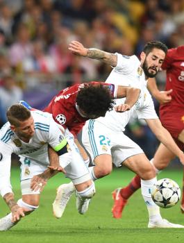 100 ألف مصري يقدمون عريضة للـ"يويفا" تطالب بمعاقبة راموس