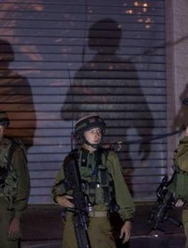 مواجهات ومداهمات ليلية إسرائيلية بالضفة