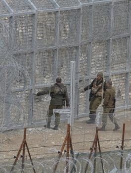 الجيش الاسرائيلي على الحدود الشمالية مع فلسطين المحتلة 