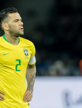 ضربة قاسية للبرازيل بغياب ألفيس عن مونديال روسيا