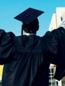 منح دراسية في بولندا 