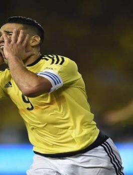 فالكاو يتورط بفضيحة ربما تؤثر على نتائج المنتخبات المتأهلة لمونديال روسيا