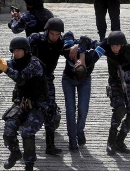 شرطة جنين تقبض على شخص لعدم دفع الدين بأكثر من 600 ألف شيقل