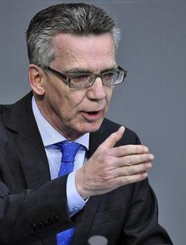 وزير داخلية ألمانيا يقترح تحديد عطلة إسلامية