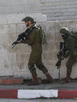 فرض طوزق امني اسرائيلي على رام الله 