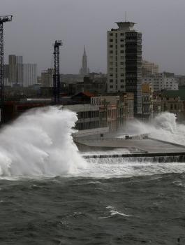 خسائر اعصار ارما 