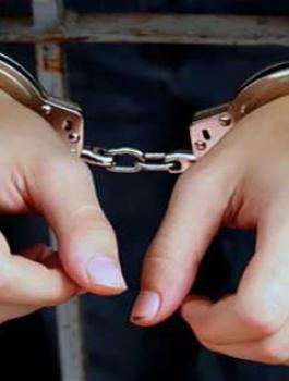 كلبشات امرأة