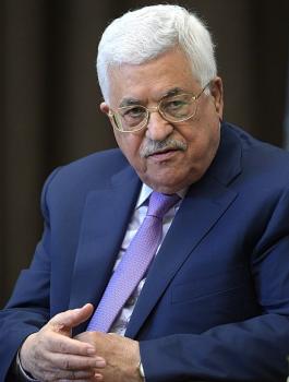  أئمة وخطباء فلسطين يجددون البيعة للرئيس محمود عباس