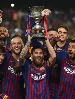 برشلونة يتوج بطلا للسوبر الاسباني 