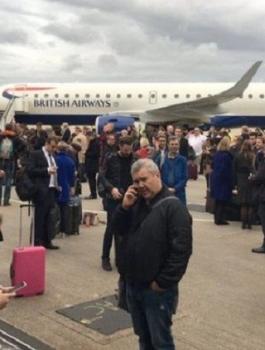 بريطانيا تحظر الإلكترونيات على متن طائراتها