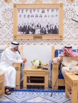 الملك سلمان وولي عهد ابو ظبي 