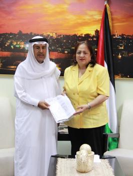 رجل الاعمال صلاح الدغمة 