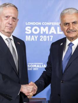 وزير الدفاع الامريكي وتركيا 