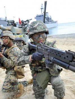 مناورات عسكرية بين الجيش الامريكي وكوريا الجنوبية 