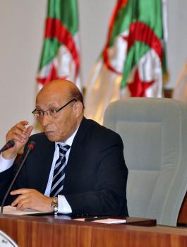 نواب البرلمان الجزائري يسلمون السفير الأميركي مذكرة تطالب بالتراجع عن قرار ترامب