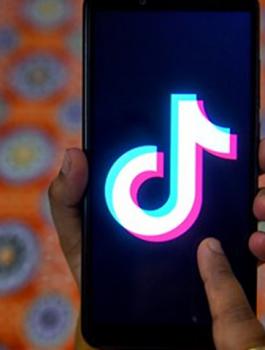 اتهامات لتطبيق تيك توك بالتجسس 