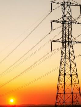 فلسطين توقع على مذكرة تفاهم لإنشاء سوق عربية مشتركة للكهرباء