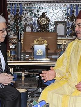 عباس والملك السادس 