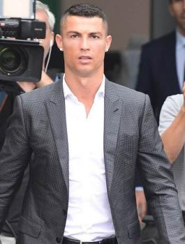 رونالدو والنصب 