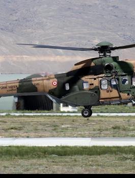 مقتل جنود اتراك بتحطم مروحية 