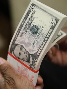 ارتفاع على سعر الدولار 