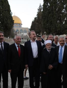 رئيس البوسنة والهرسك يزور القدس ويصلي في المسجد الأقصى 