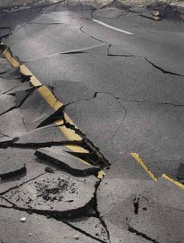 الزلزال في فلسطين 