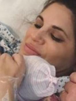 مذيعة أمريكية 